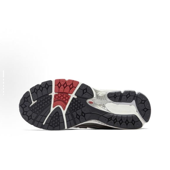 New Balance 1906 Silver Metallic Red