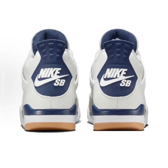 Jordan 4 SB Navy