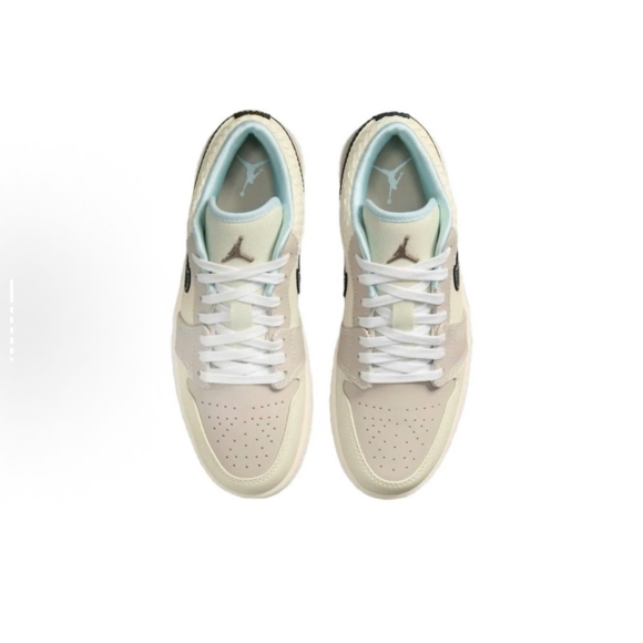 Jordan 1 Low Sand Drift